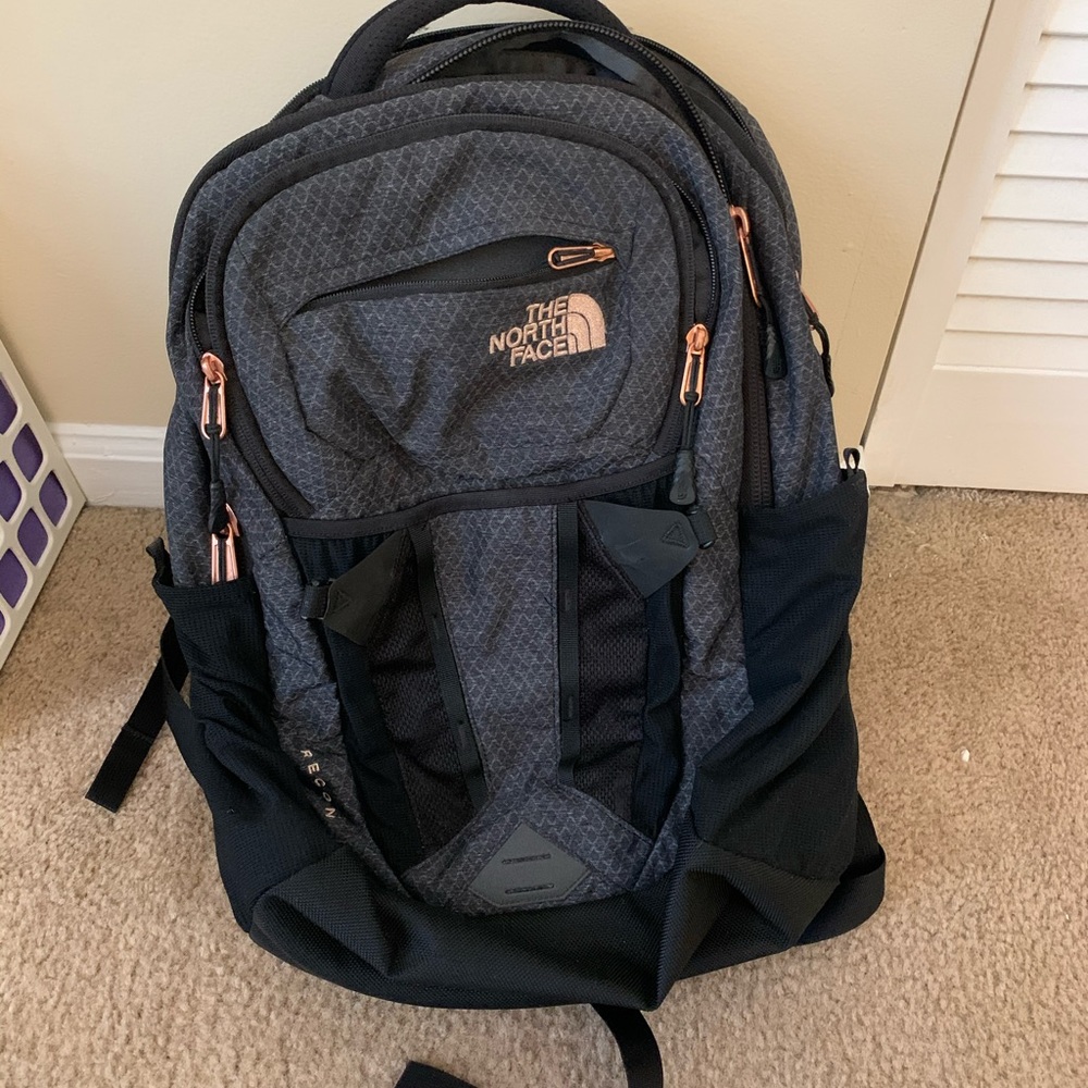 NORTH FACE BACKPACK